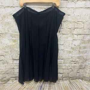 NWT Roz & Ali Black Pleated A Line Skirt
